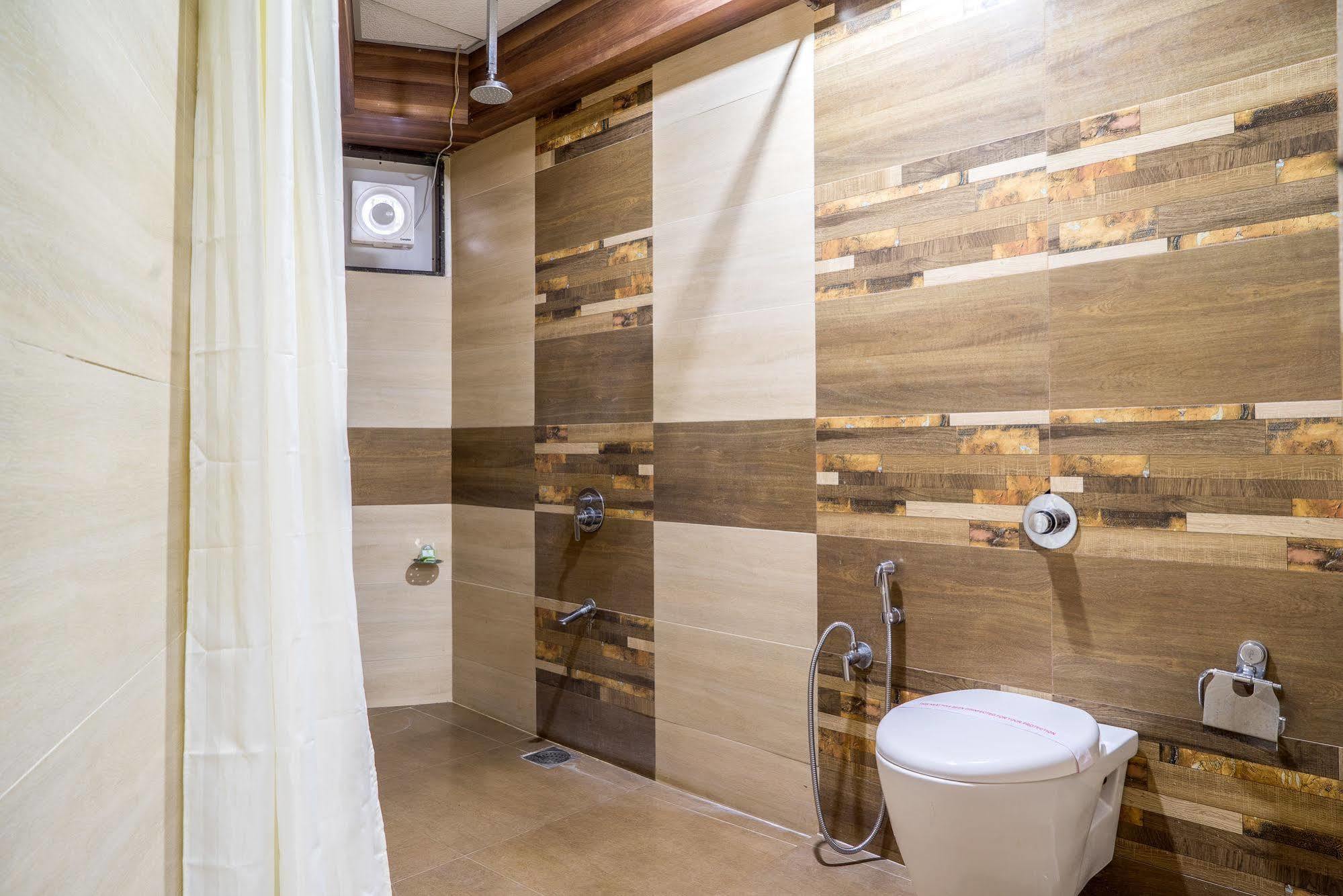 Treebo Unity Hotel Ahmadábád Kültér fotó