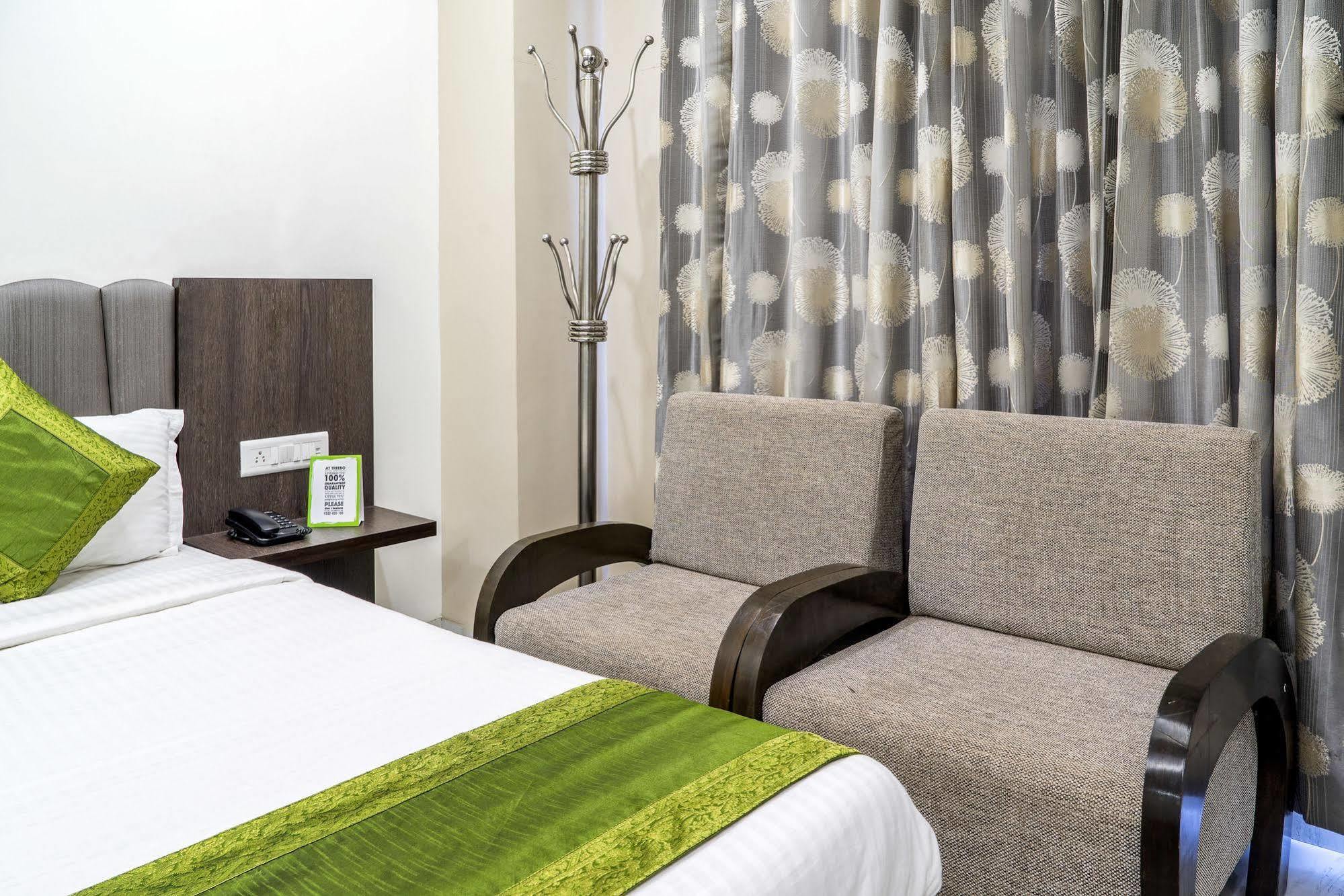 Treebo Unity Hotel Ahmadábád Kültér fotó