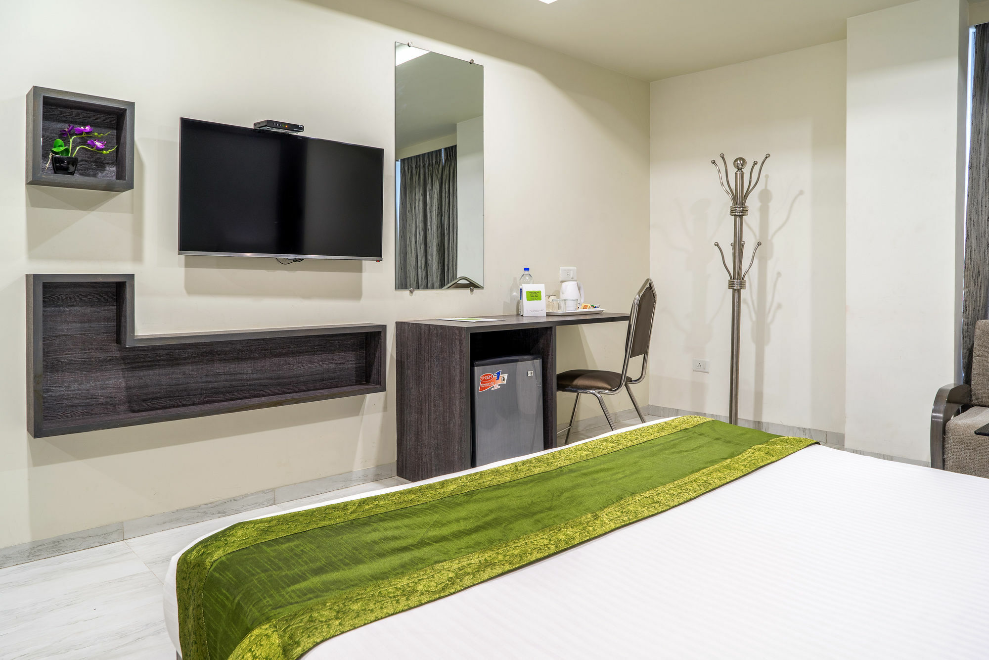Treebo Unity Hotel Ahmadábád Kültér fotó